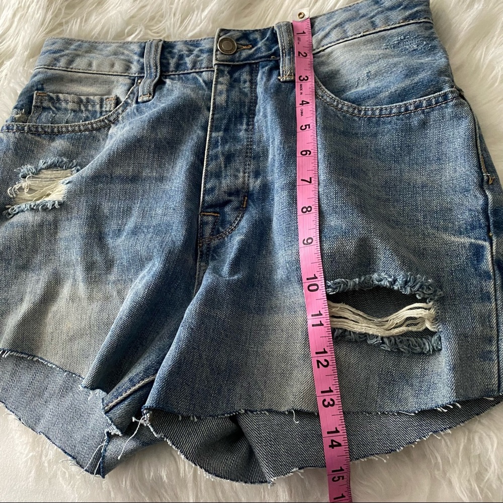 Painted Jean • Distressed High Rise Short - Picture 7 of 12